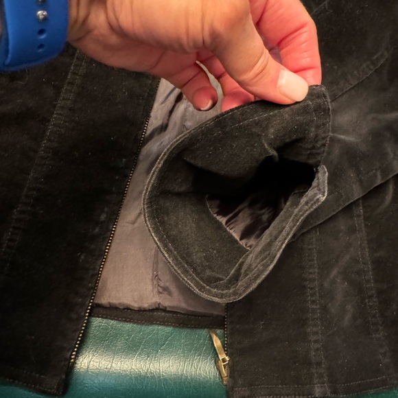 Black suede-like jacket, good condition. - Picture 5 of 11